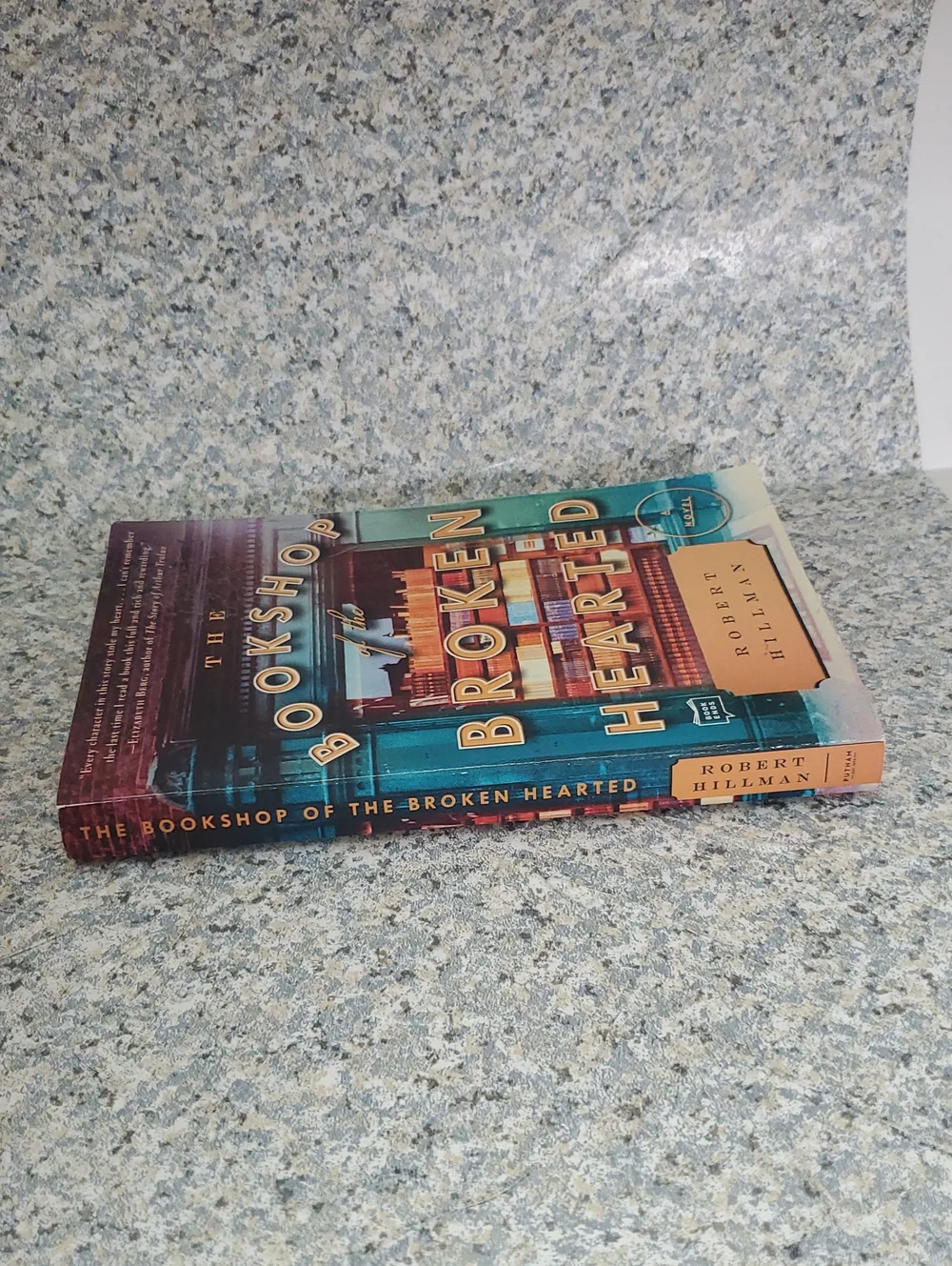 The Bookshop of the Broken Hearted By Robert Hillman Paperback Preowned